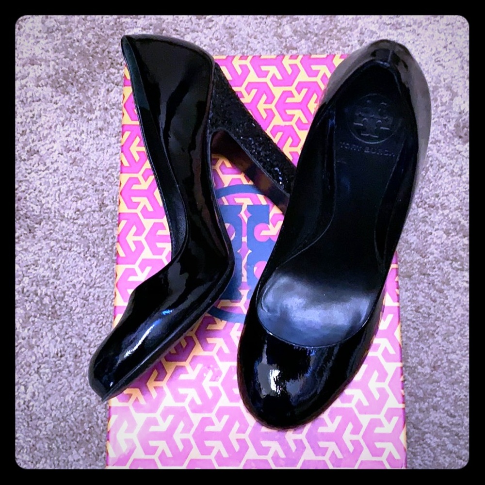 Tory Burch Black Patent Leather Colin Pumps Sz 9